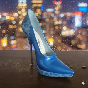 Blue Leopard Stiletto Maneater Just the Right Shoe Figurine Raine, 2007 collecti